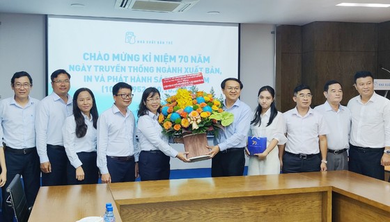 NGÀNH XUẤT BẢN, IN VÀ PHÁT HÀNH TPHCM: ĐẨY MẠNH HƠN NỮA CÔNG CUỘC CHUYỂN ĐỔI SỐ