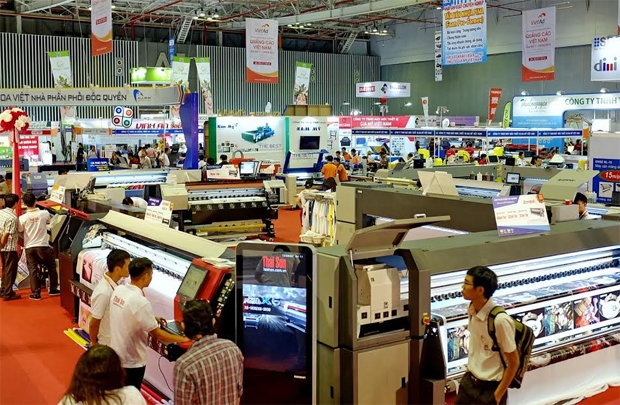 ĐOÀN DOANH NGHIỆP VIỆT NAM KHẢO SÁT TRIỂN LÃM KIPES 2010